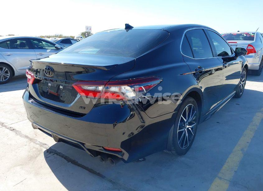 Photo 4 of 2024 Toyota Camry SE (VIN 4T1G11AK0RU880961)