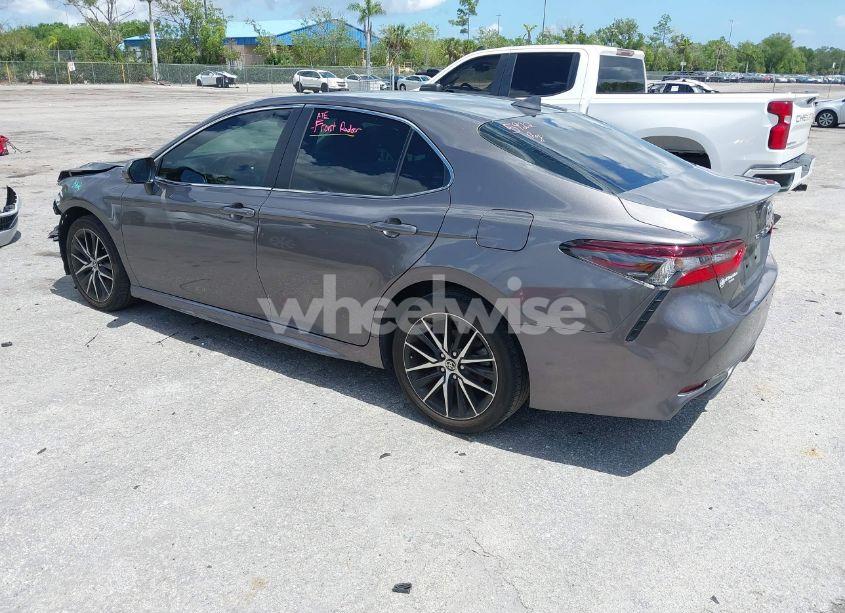 Photo 3 of 2024 Toyota Camry SE (VIN 4T1G11AK0RU882760)