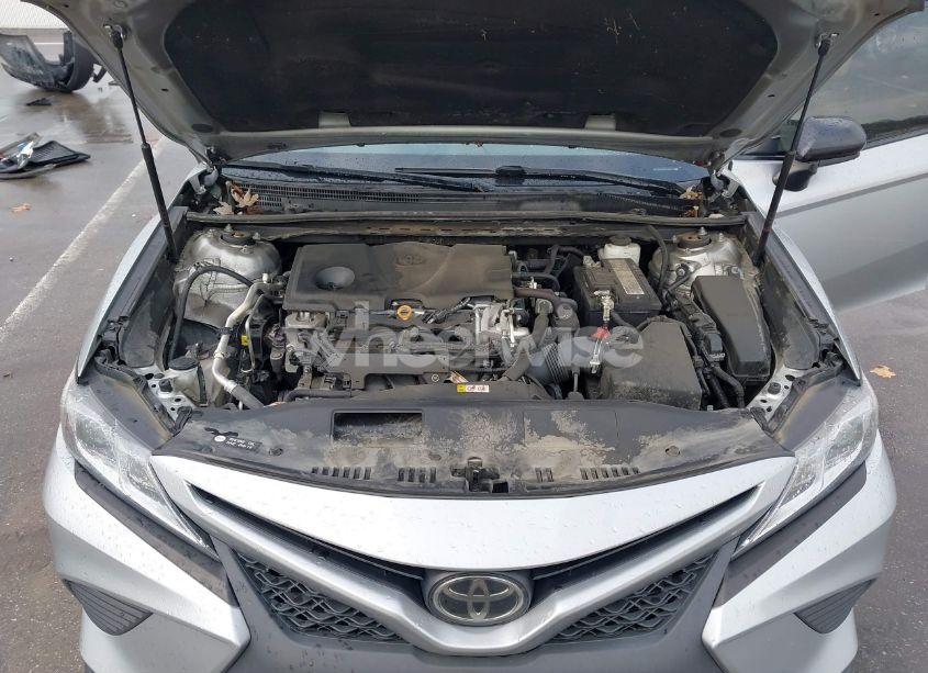 Photo 10 of 2020 Toyota Camry SE NIGHTSHADE EDITION (VIN 4T1G11AK1LU301046)