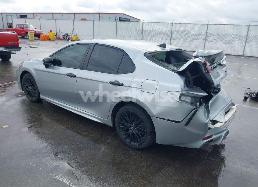 Photo 3 of 2020 Toyota Camry SE NIGHTSHADE EDITION (VIN 4T1G11AK1LU301046)