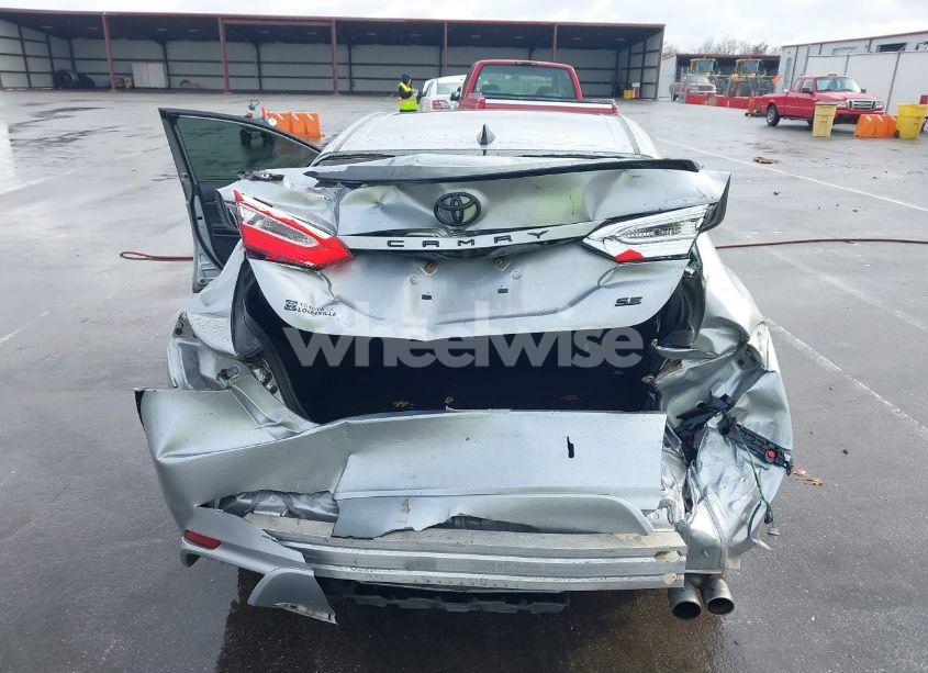 Photo 6 of 2020 Toyota Camry SE NIGHTSHADE EDITION (VIN 4T1G11AK1LU301046)