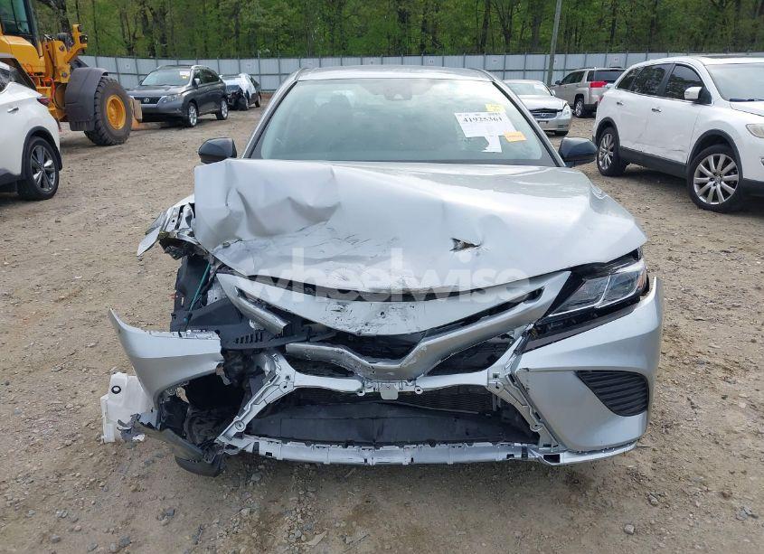 Photo 13 of 2020 Toyota Camry SE NIGHTSHADE EDITION (VIN 4T1G11AK1LU332281)