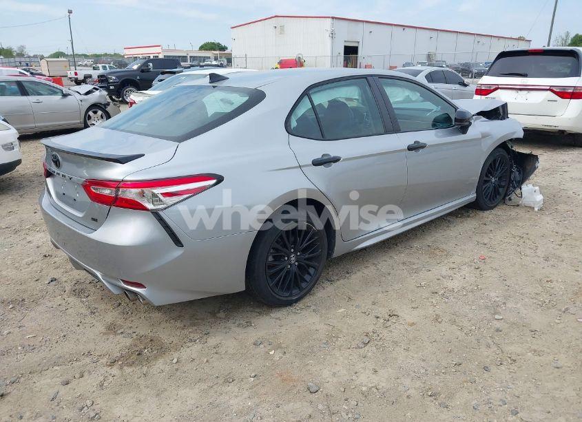 Photo 4 of 2020 Toyota Camry SE NIGHTSHADE EDITION (VIN 4T1G11AK1LU332281)