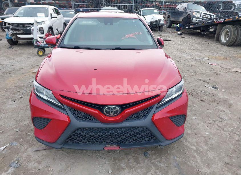 Photo 12 of 2020 Toyota Camry SE (VIN 4T1G11AK1LU352661)