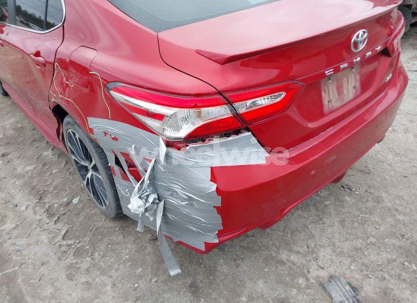 Photo 18 of 2020 Toyota Camry SE (VIN 4T1G11AK1LU352661)