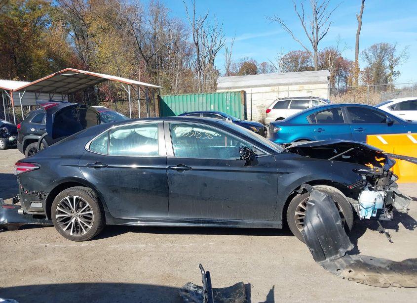 Photo 12 of 2020 Toyota Camry SE (VIN 4T1G11AK1LU356421)