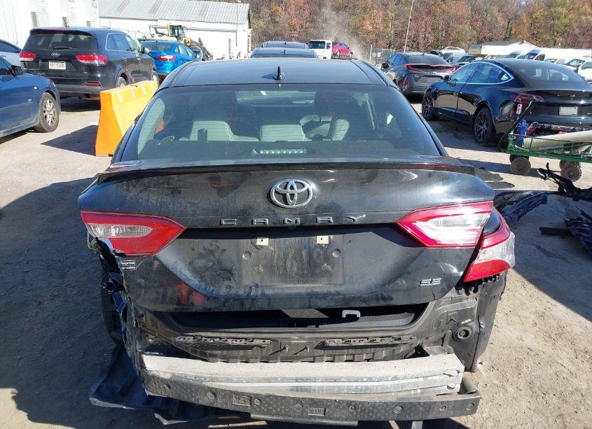 Photo 15 of 2020 Toyota Camry SE (VIN 4T1G11AK1LU356421)