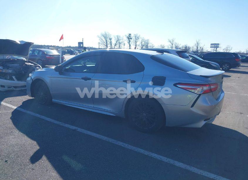 Photo 3 of 2020 Toyota Camry SE NIGHTSHADE EDITION (VIN 4T1G11AK1LU363689)