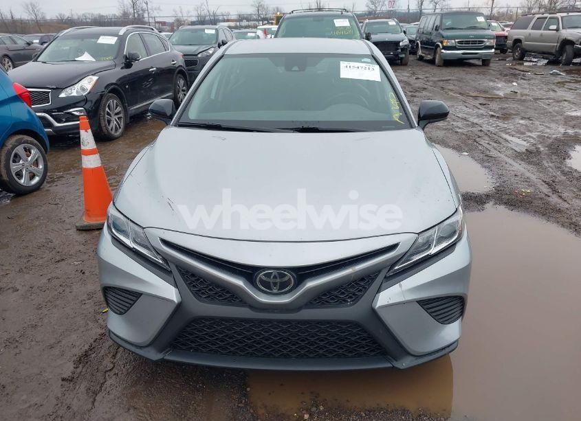 Photo 12 of 2020 Toyota Camry SE NIGHTSHADE EDITION (VIN 4T1G11AK1LU386275)