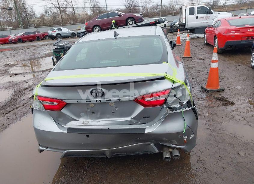 Photo 16 of 2020 Toyota Camry SE NIGHTSHADE EDITION (VIN 4T1G11AK1LU386275)