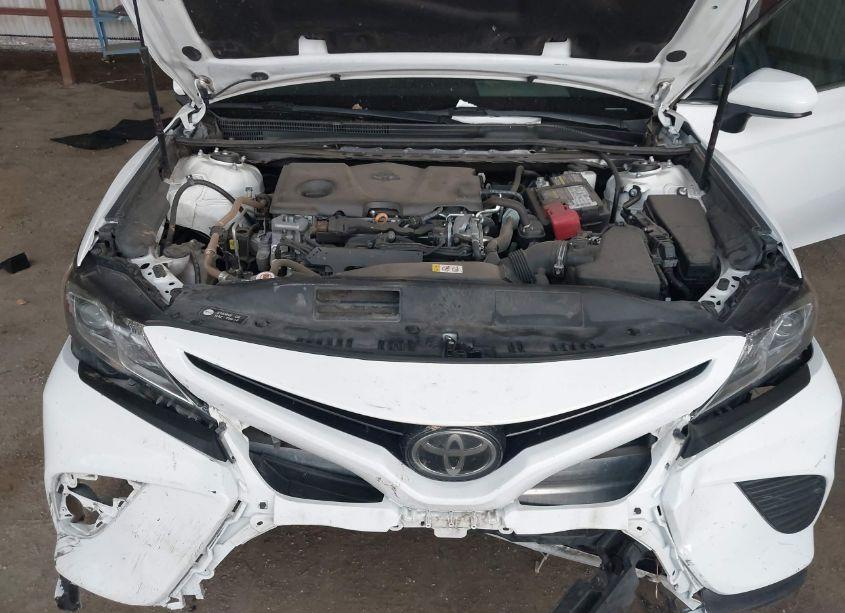 Photo 10 of 2020 Toyota Camry SE (VIN 4T1G11AK1LU860385)