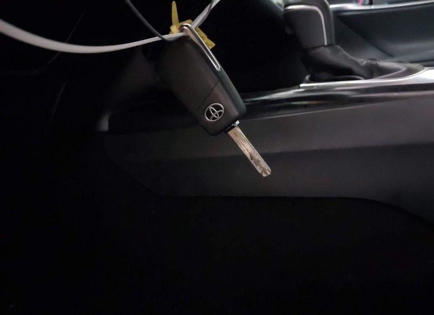 Photo 11 of 2020 Toyota Camry SE (VIN 4T1G11AK1LU860385)