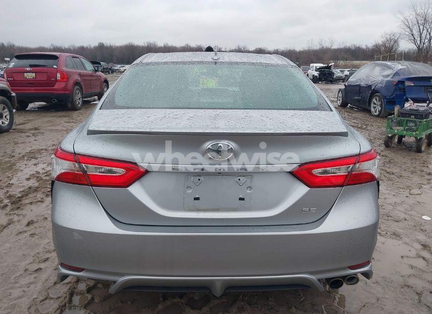 Photo 16 of 2020 Toyota Camry SE (VIN 4T1G11AK1LU872598)