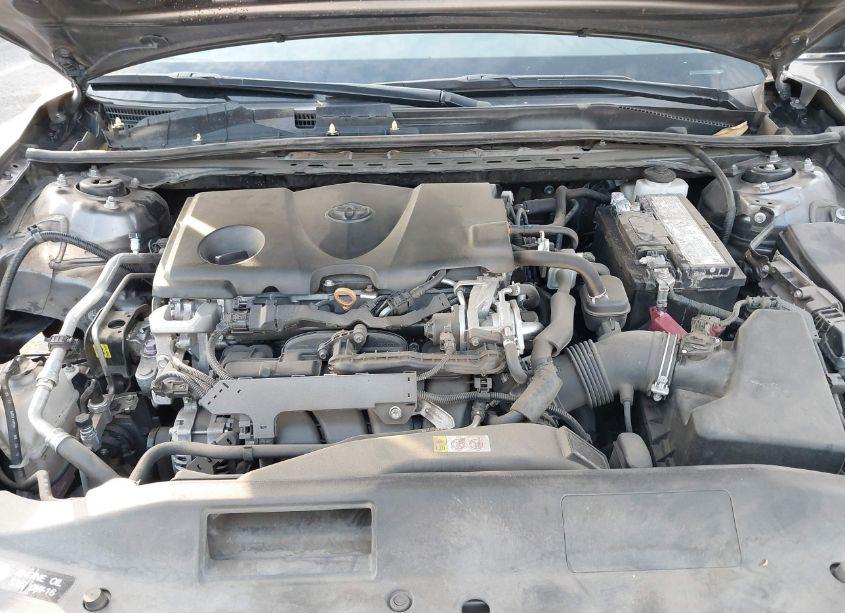 Photo 10 of 2020 Toyota Camry SE (VIN 4T1G11AK1LU896383)