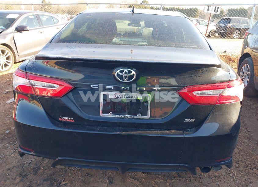 Photo 16 of 2020 Toyota Camry SE (VIN 4T1G11AK1LU923954)