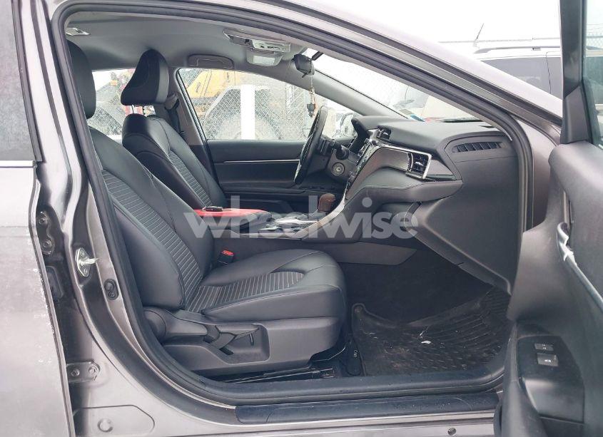 Photo 5 of 2020 Toyota Camry SE (VIN 4T1G11AK1LU954198)