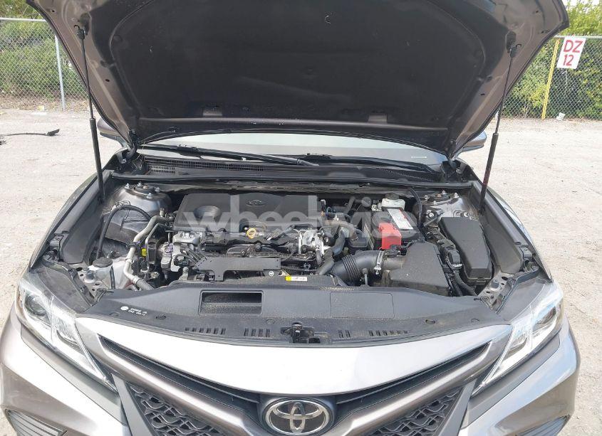 Photo 10 of 2020 Toyota Camry SE (VIN 4T1G11AK1LU956193)