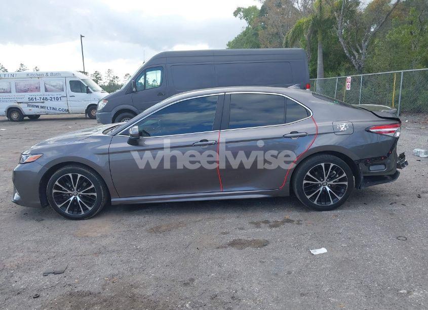 Photo 15 of 2020 Toyota Camry SE (VIN 4T1G11AK1LU956193)