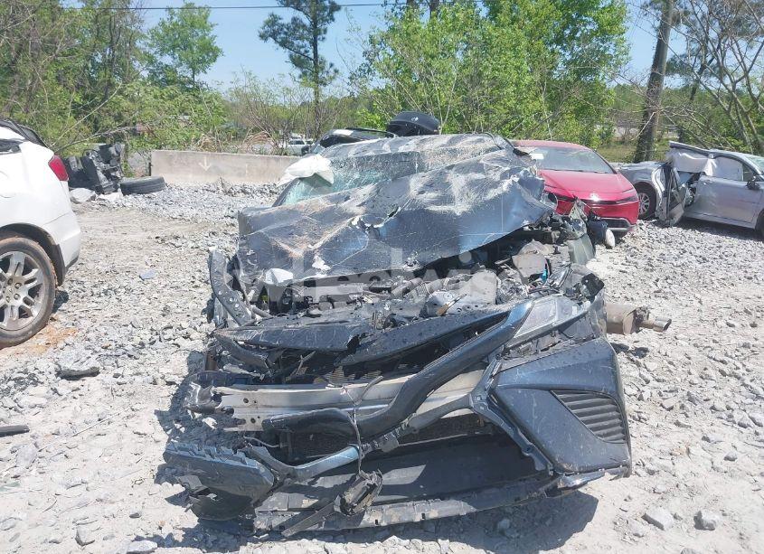 Photo 11 of 2020 Toyota Camry SE (VIN 4T1G11AK1LU964570)