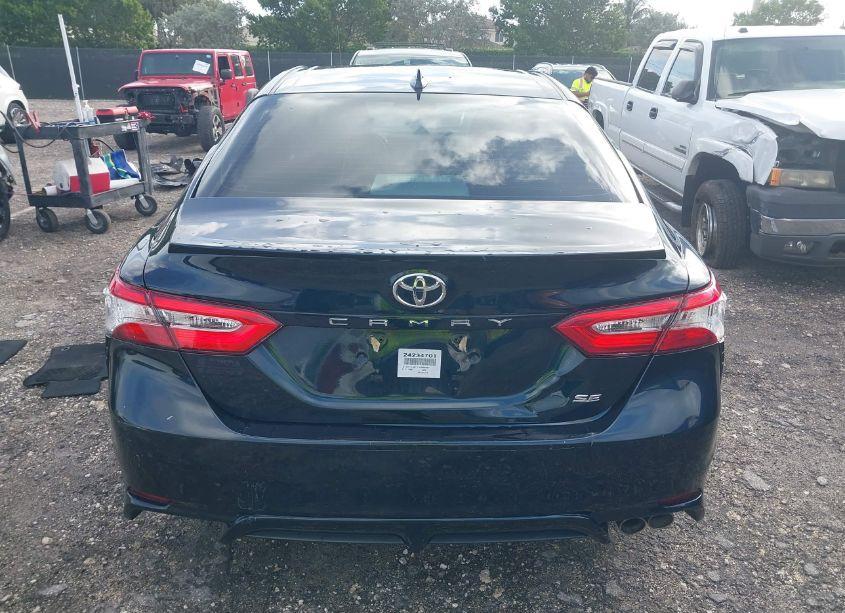 Photo 17 of 2020 Toyota Camry SE (VIN 4T1G11AK1LU988867)