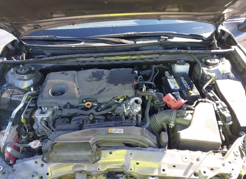 Photo 10 of 2021 Toyota Camry SE (VIN 4T1G11AK1MU422547)