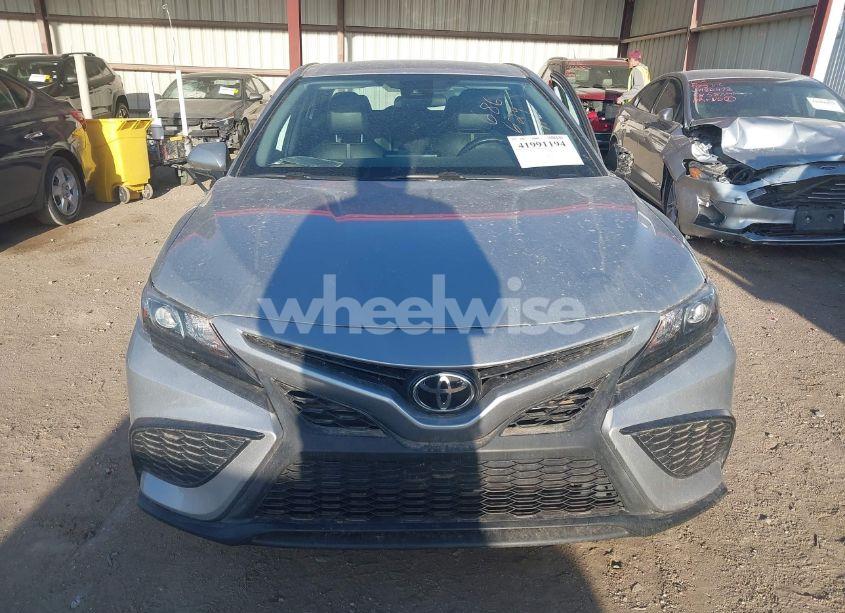 Photo 12 of 2021 Toyota Camry SE (VIN 4T1G11AK1MU447500)