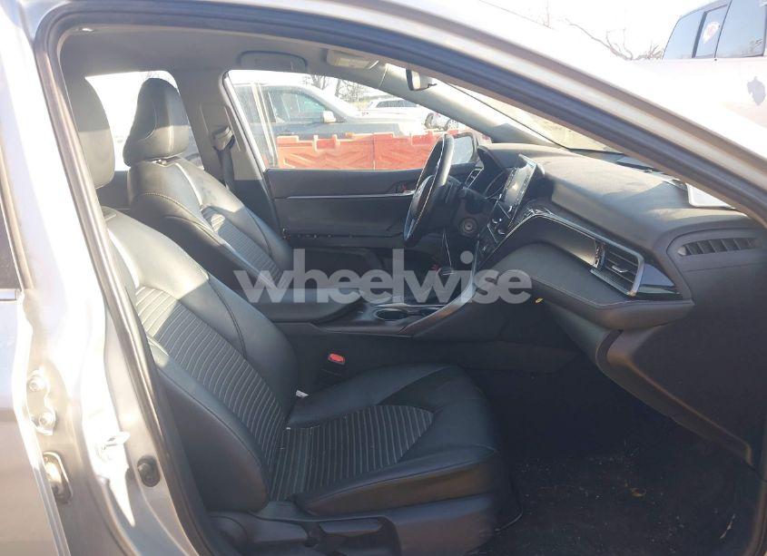 Photo 5 of 2021 Toyota Camry SE (VIN 4T1G11AK1MU447500)