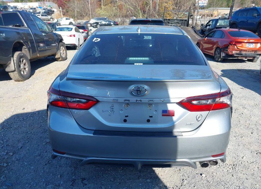 Photo 16 of 2021 Toyota Camry SE (VIN 4T1G11AK1MU489794)