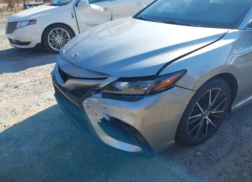 Photo 6 of 2021 Toyota Camry SE (VIN 4T1G11AK1MU489794)