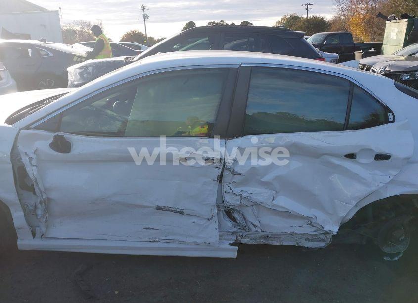 Photo 15 of 2021 Toyota Camry SE (VIN 4T1G11AK1MU514662)