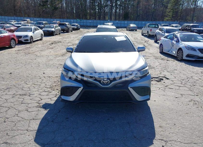 Photo 13 of 2021 Toyota Camry SE (VIN 4T1G11AK1MU529646)