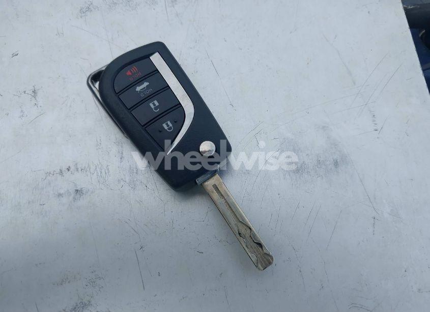 Photo 11 of 2021 Toyota Camry SE (VIN 4T1G11AK1MU544647)