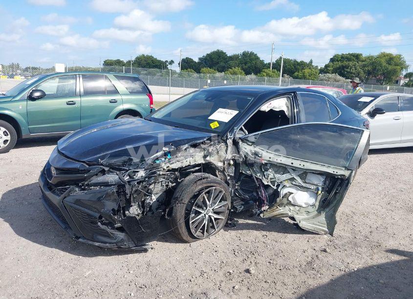 Photo 6 of 2021 Toyota Camry SE (VIN 4T1G11AK1MU544647)