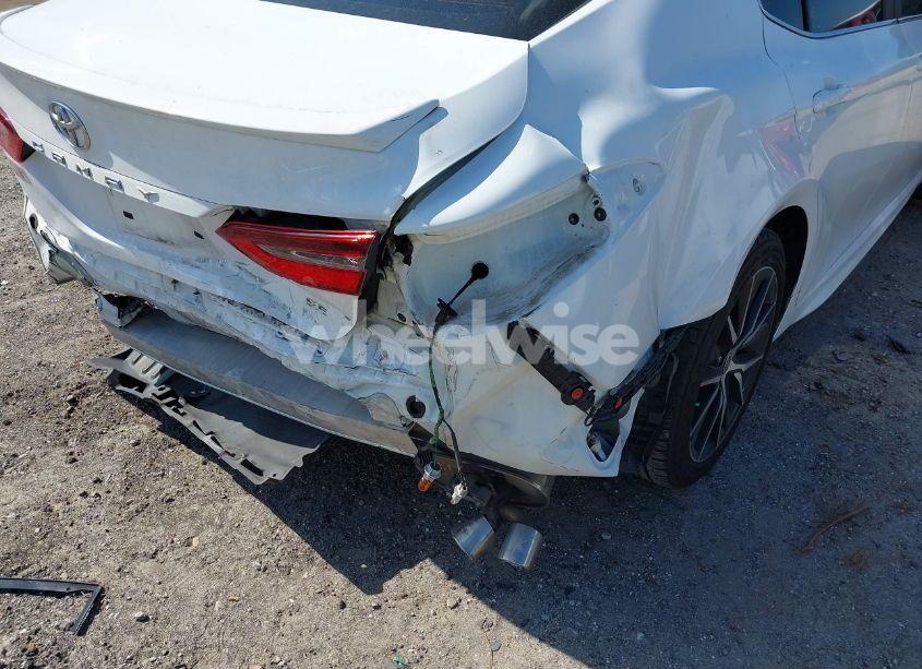 Photo 6 of 2021 Toyota Camry SE (VIN 4T1G11AK1MU559746)