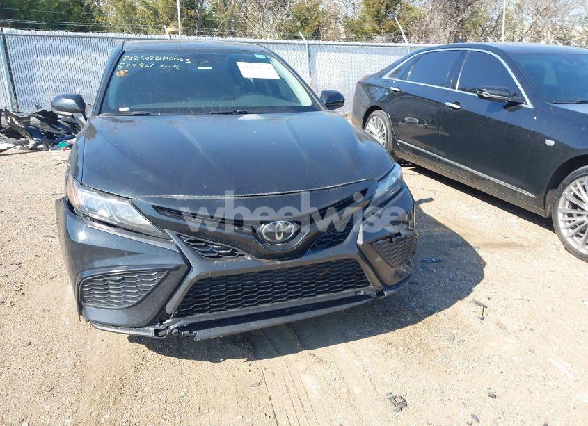 Photo 11 of 2021 Toyota Camry SE (VIN 4T1G11AK1MU579561)
