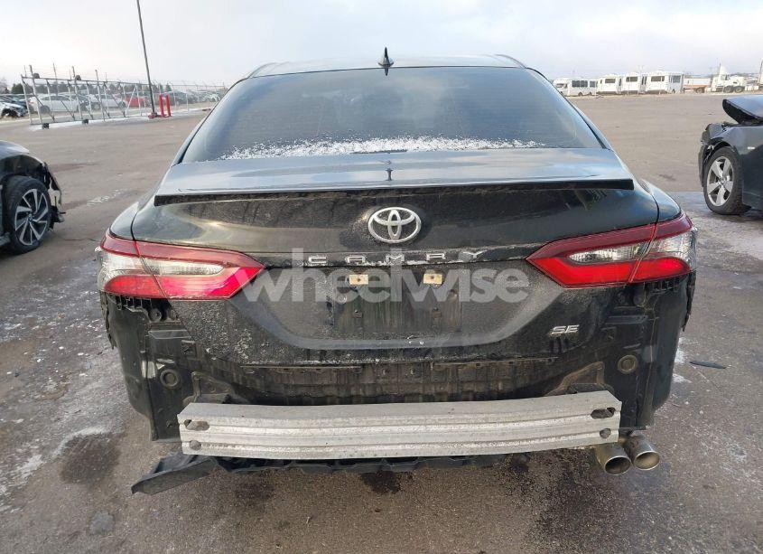 Photo 16 of 2021 Toyota Camry SE (VIN 4T1G11AK1MU581844)