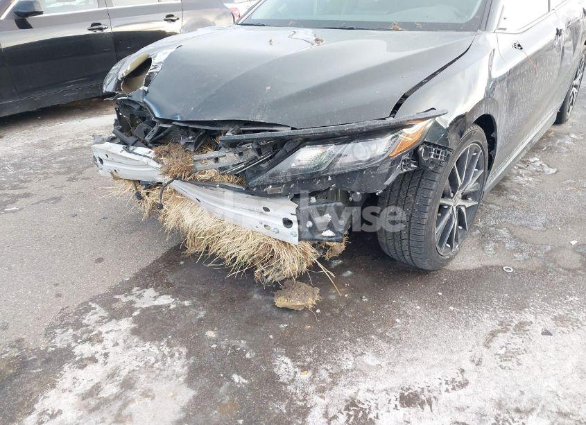 Photo 6 of 2021 Toyota Camry SE (VIN 4T1G11AK1MU581844)