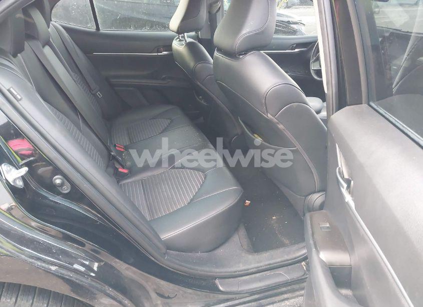 Photo 8 of 2021 Toyota Camry SE (VIN 4T1G11AK1MU581844)