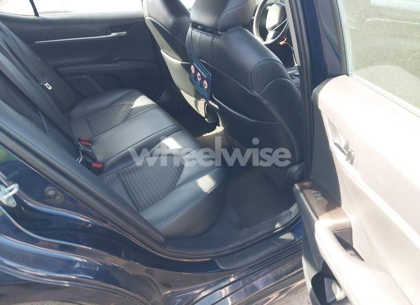 Photo 8 of 2021 Toyota Camry SE (VIN 4T1G11AK1MU596909)