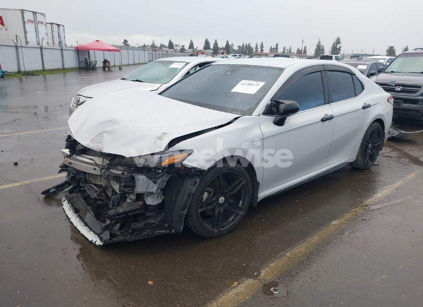 Photo 2 of 2022 Toyota Camry SE (VIN 4T1G11AK1NU024790)