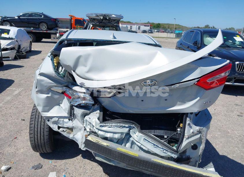 Photo 17 of 2022 Toyota Camry SE (VIN 4T1G11AK1NU034901)