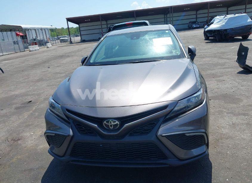 Photo 13 of 2022 Toyota Camry SE (VIN 4T1G11AK1NU036521)