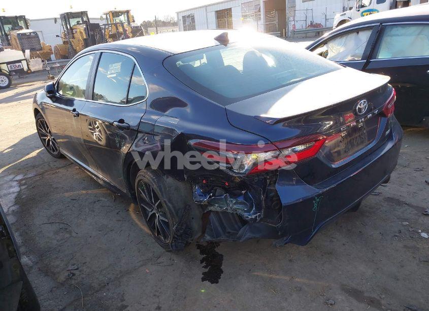 Photo 3 of 2022 Toyota Camry SE (VIN 4T1G11AK1NU054548)