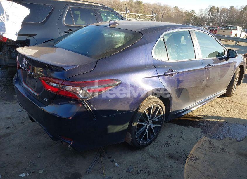 Photo 4 of 2022 Toyota Camry SE (VIN 4T1G11AK1NU054548)