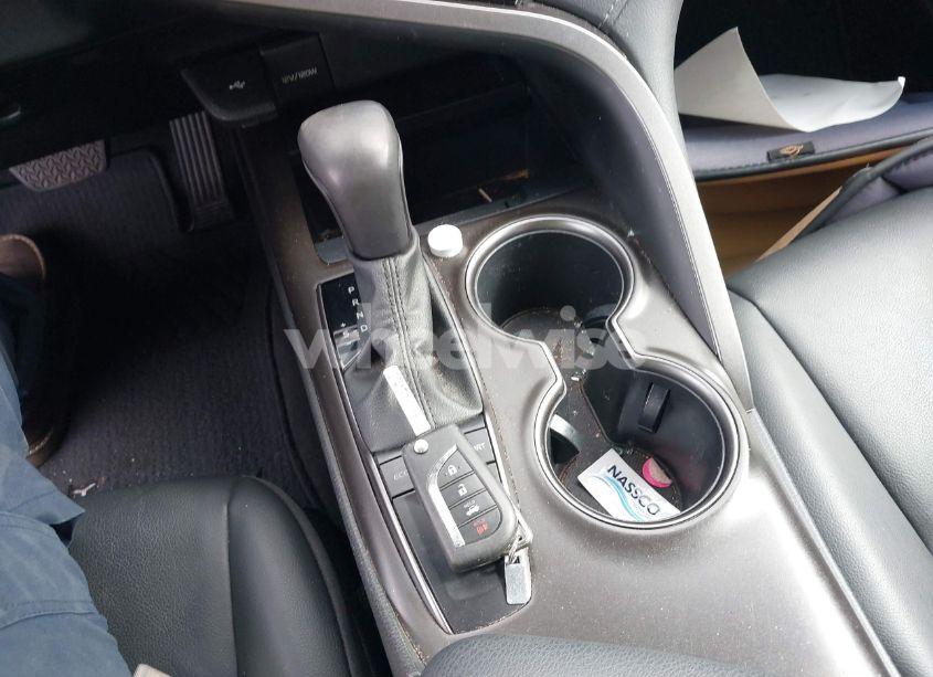 Photo 11 of 2022 Toyota Camry SE (VIN 4T1G11AK1NU072161)