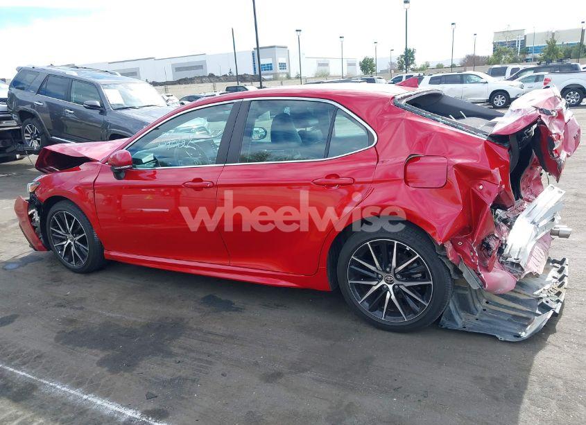 Photo 15 of 2022 Toyota Camry SE (VIN 4T1G11AK1NU072161)