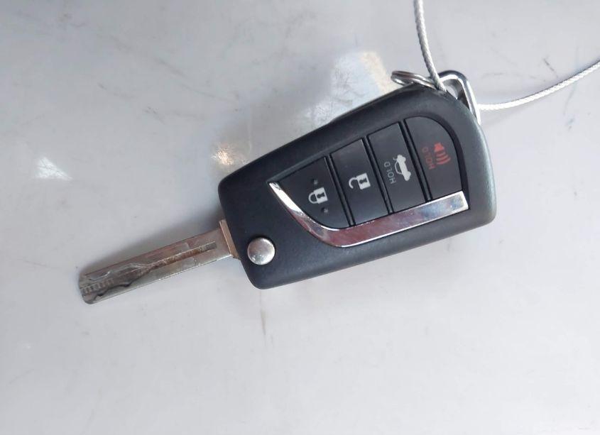 Photo 11 of 2022 Toyota Camry SE (VIN 4T1G11AK1NU653921)