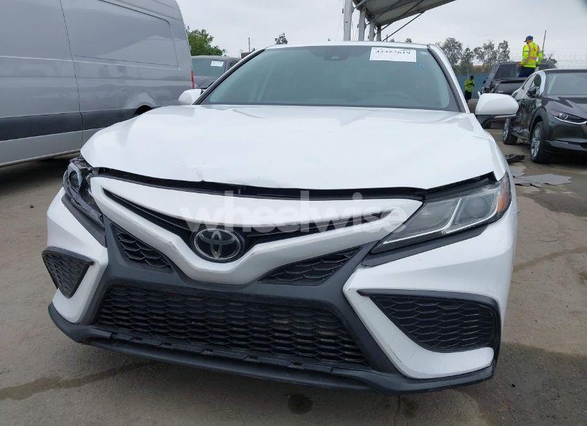 Photo 12 of 2022 Toyota Camry SE/SE NIGHT SHADE (VIN 4T1G11AK1NU656303)