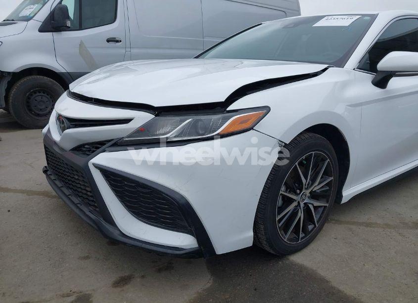 Photo 6 of 2022 Toyota Camry SE/SE NIGHT SHADE (VIN 4T1G11AK1NU656303)