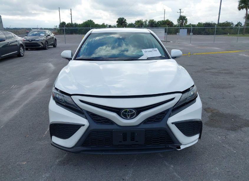 Photo 12 of 2022 Toyota Camry SE (VIN 4T1G11AK1NU709520)